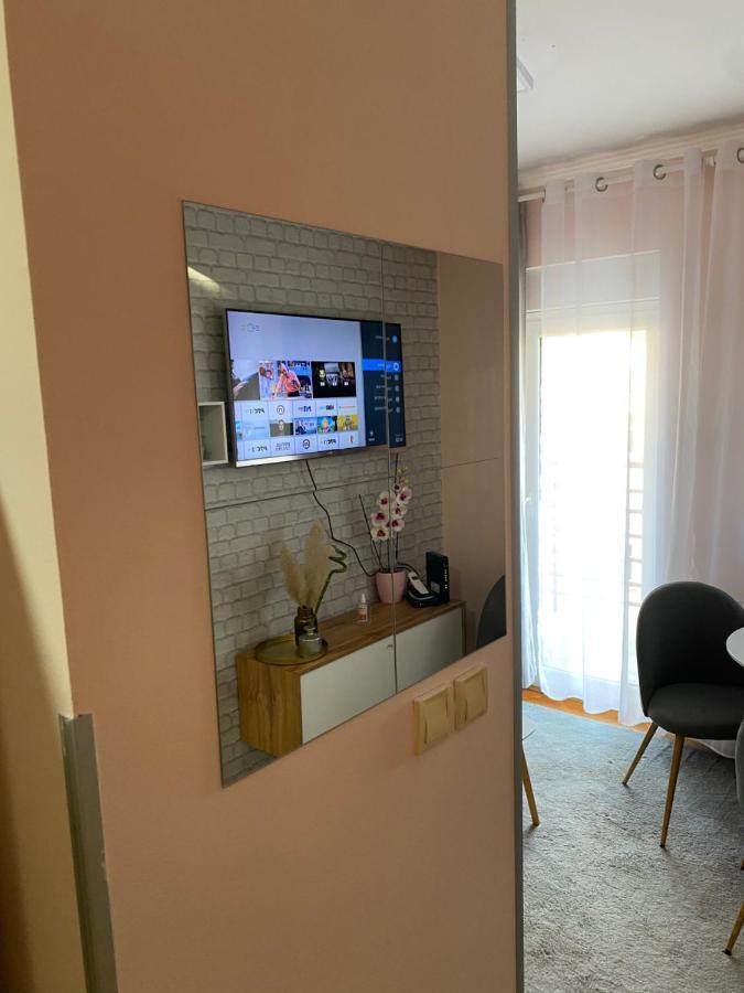 Apartment Cactus 021 Novi Sad Exteriör bild